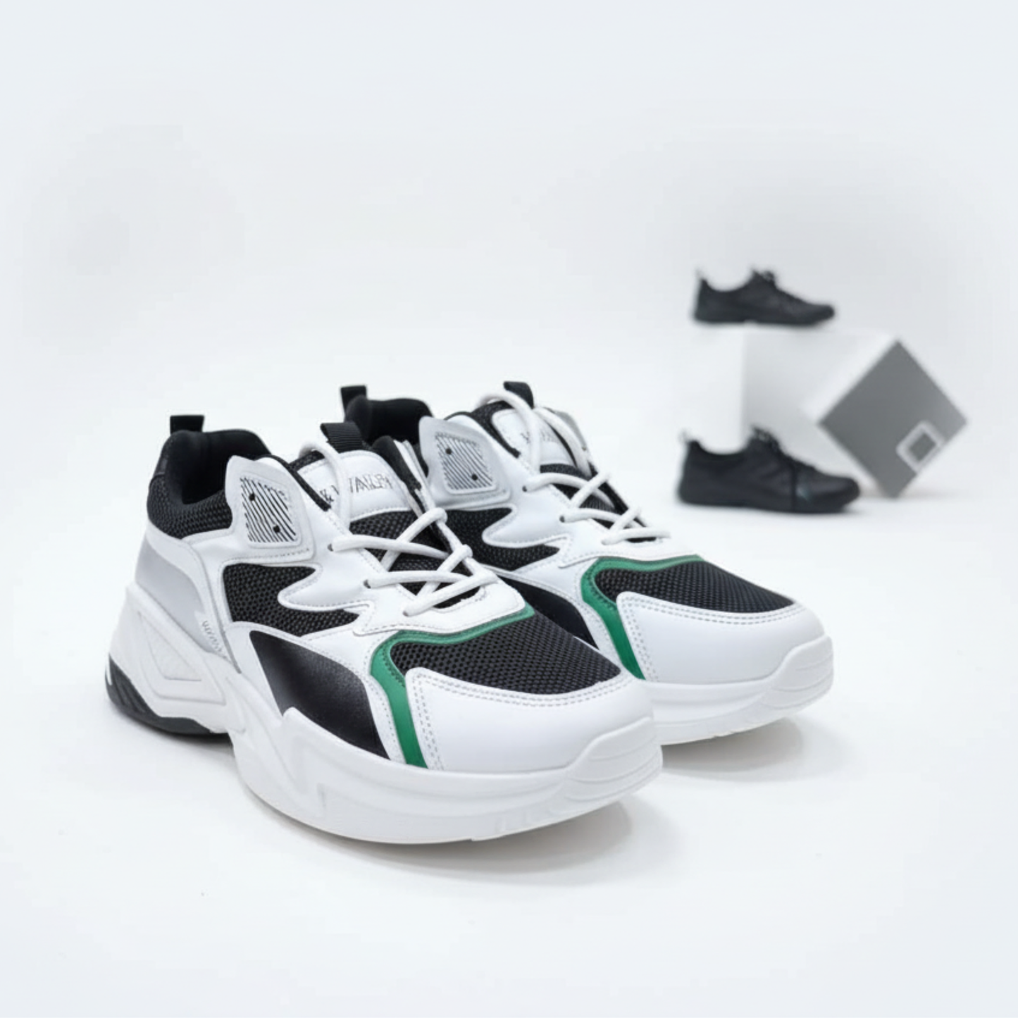 Men’s Chunky Sneakers – Breathable Mesh & Cushioned Daily Wear Shoes